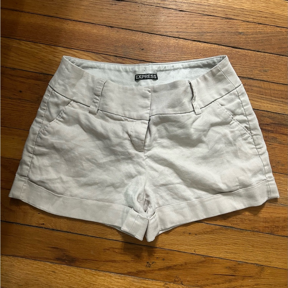 Express Cream High Waist Shorts